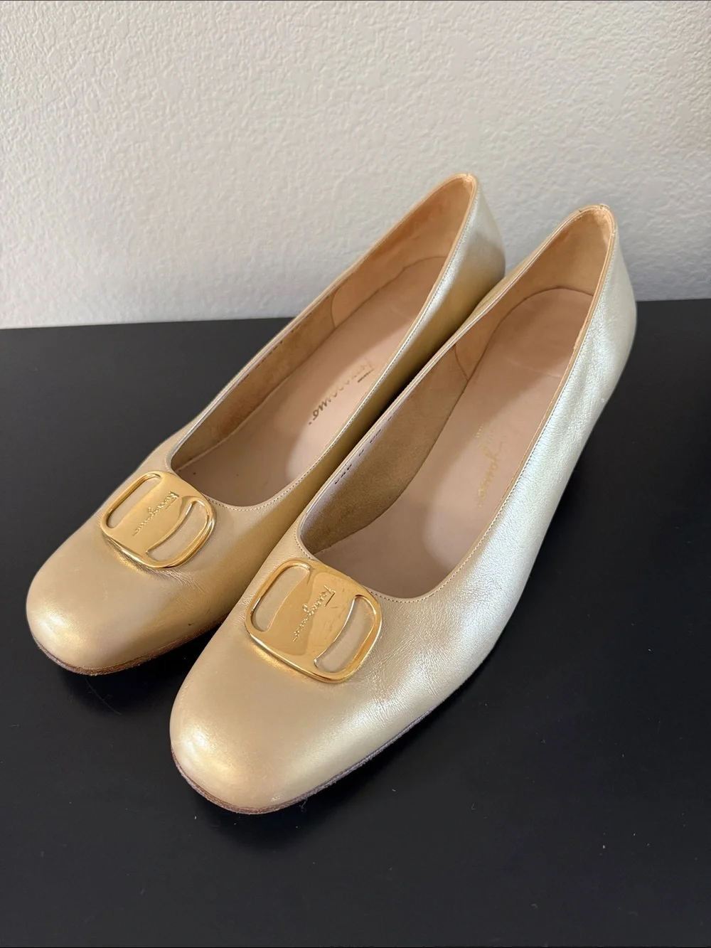 Salvatore Ferragamo gold metallic leather low-heel pump shoes